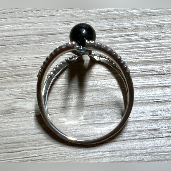 Jade of Yesteryear Sterling Silver Charcoal Jade & CZ Open Band Ring, Size 8.5 - Picture 6 of 10